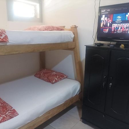 Hea Hospedaje Cerca Al Estadio Y La 70 Hotel เมเดยิน ภายนอก รูปภาพ