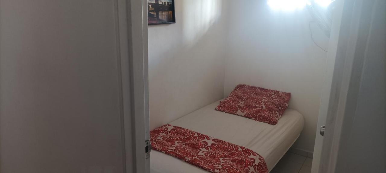 Hea Hospedaje Cerca Al Estadio Y La 70 Hotel เมเดยิน ภายนอก รูปภาพ